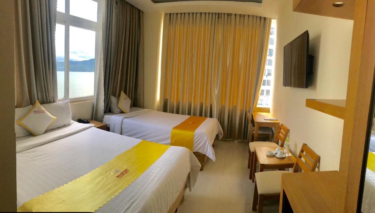 Hoang Yen Canary Hotel Куинён Экстерьер фото