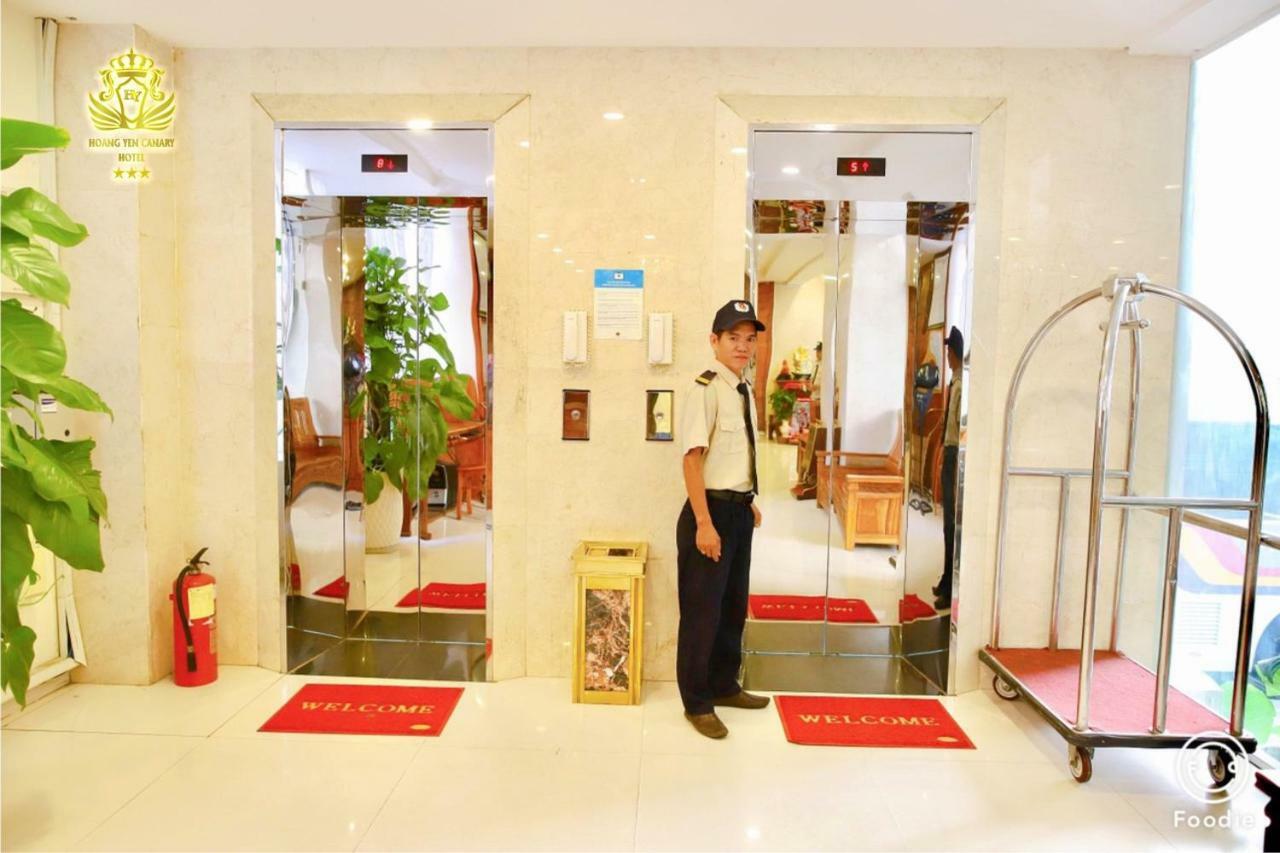 Hoang Yen Canary Hotel Куинён Экстерьер фото