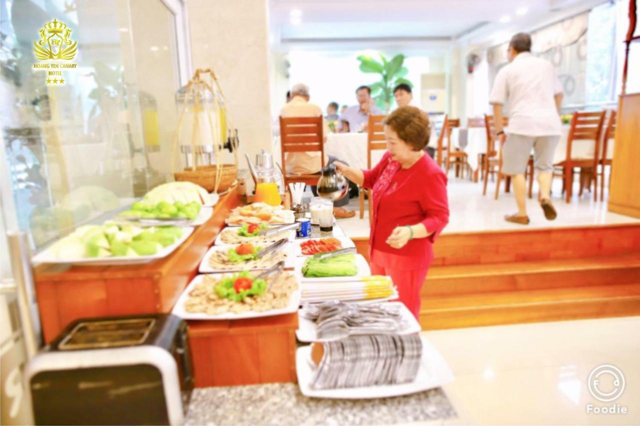 Hoang Yen Canary Hotel Куинён Экстерьер фото