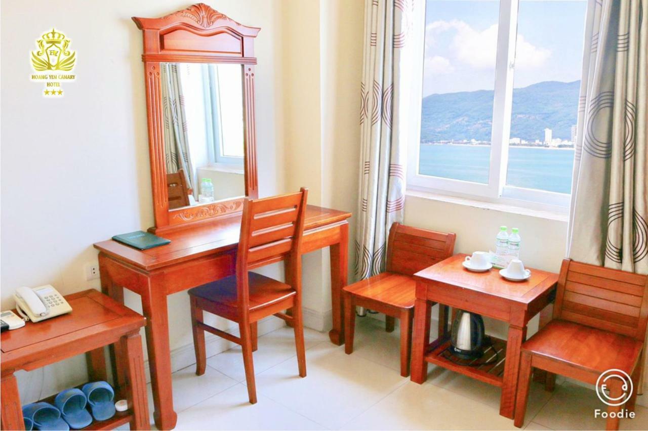 Hoang Yen Canary Hotel Куинён Экстерьер фото